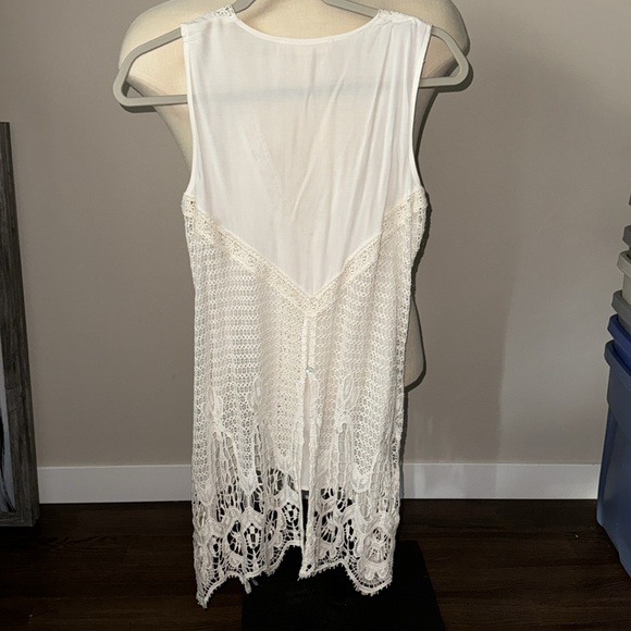 Lovestitch boho dressy crochet like accent tank top - Picture 4 of 6